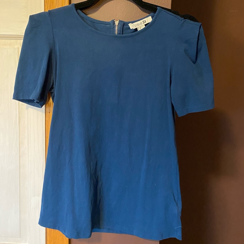 NWOT Forever 21 shirt/blouse
